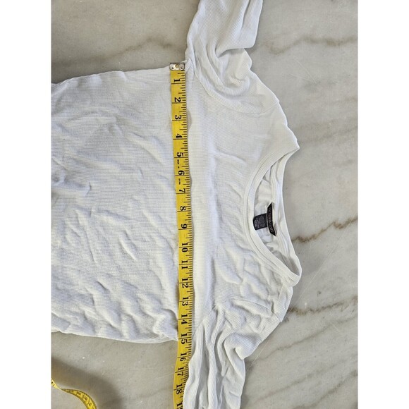 VICTORIA’S SECRET LONG SLEEVED WHITE TOP SIZE SMALL MSRP $50 - Picture 8 of 10